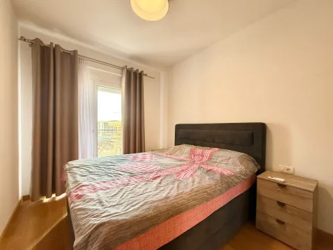 Prodaja, dvosoban stan, 72m², New City, Podgorica - image 2