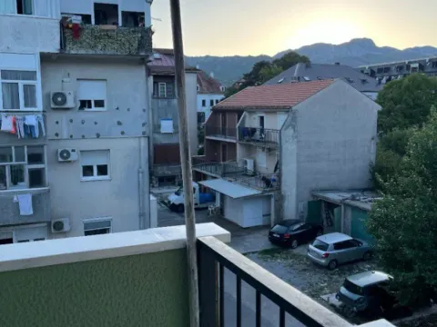 Rent, two bedroom apartment, 67m², Centar, Cetinje - image 10
