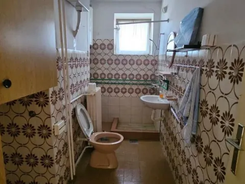 Sale, three bedroom apartment, 78m², Sajmište, Novi Sad - image 4