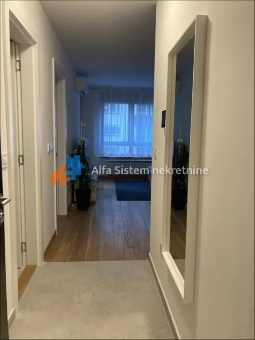 Izdavanje, dvosoban stan, 54m², Novi Beograd Blok 65, Novi Beograd Sve Podlokacije