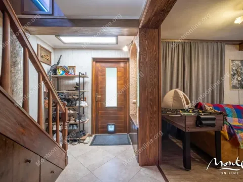 Prodaja, kuća, 130m², Tivat, Crna Gora - image 25