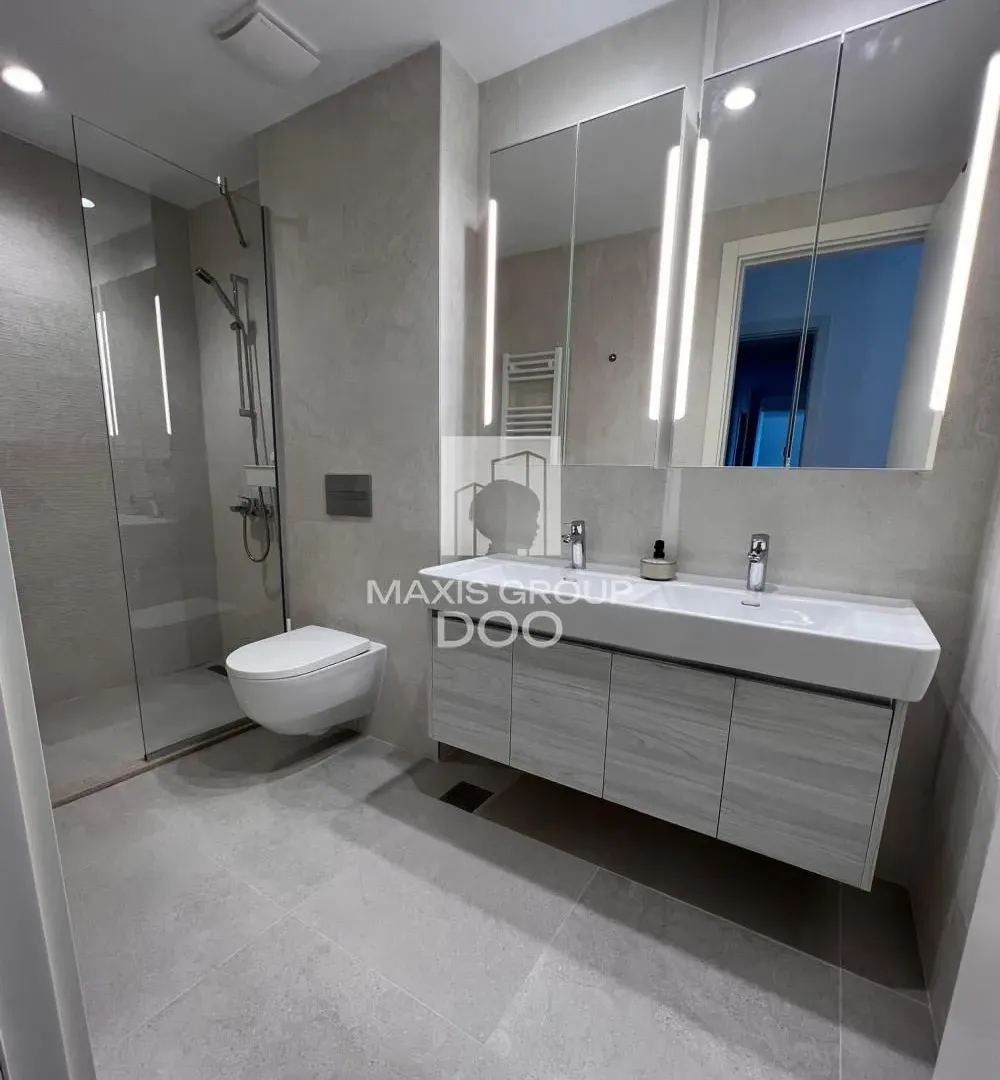 Sale, four bedroom apartment, 109m², Savski Venac, Beograd