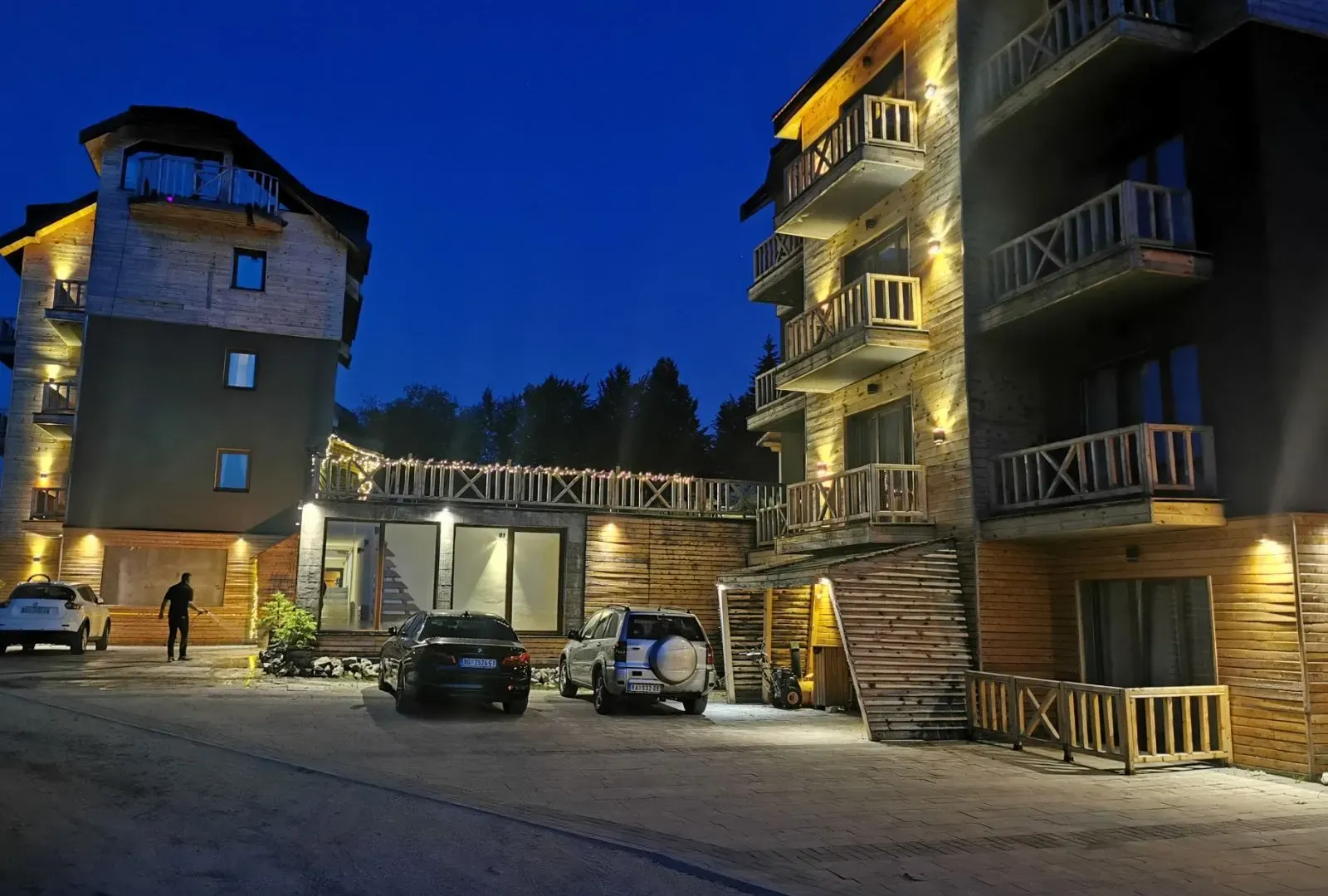 Prodaja, četvorosoban stan, 118m², Kraljevi Čardaci, Kopaonik