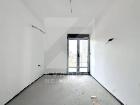 Prodaja, dvosoban stan, 67m², Stari Aerodrom, Podgorica - image 4