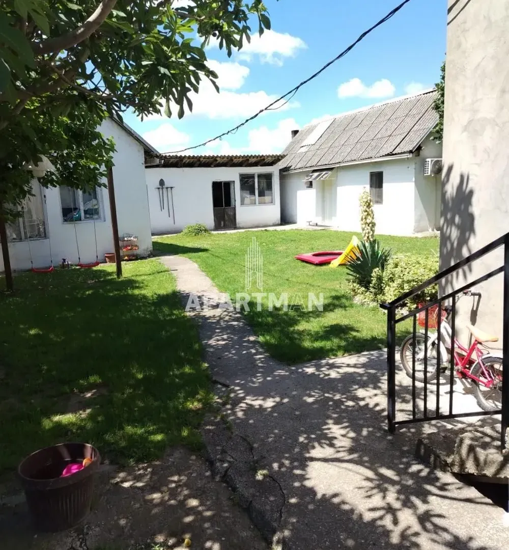 Prodaja, kuća, 371m², Jakovo, Surčin