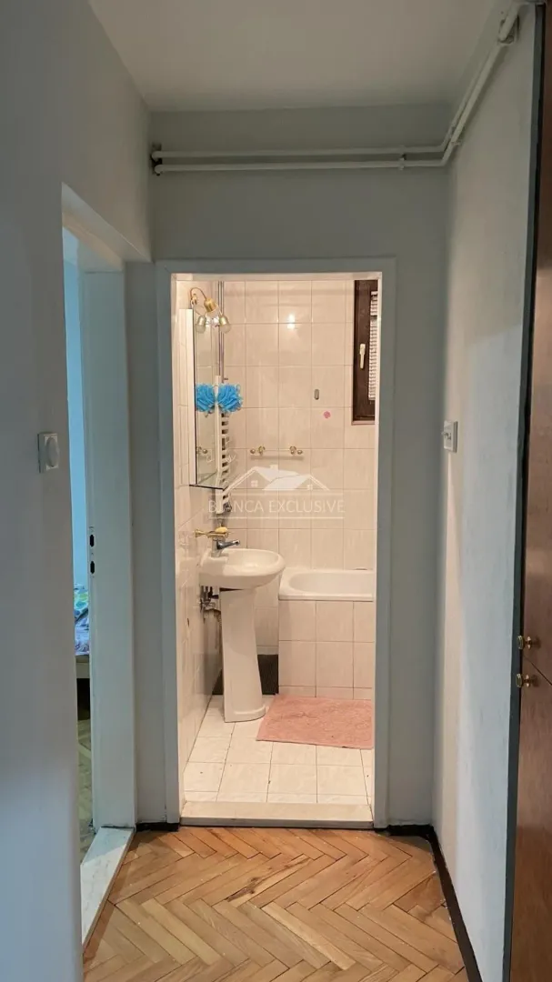 Prodaja, trosoban stan, 83m², Čukarica, Beograd