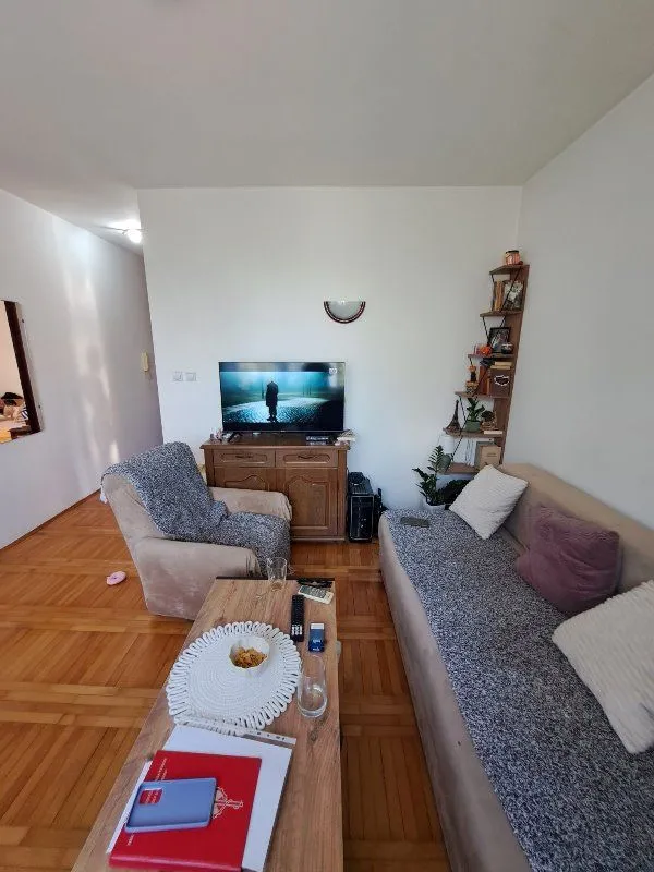 Prodaja, dvosoban stan, 37m², Karaburma, Palilula Sve Podlokacije