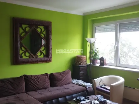 Prodaja, trosoban stan, 78m², Centar, Pančevo - image 2