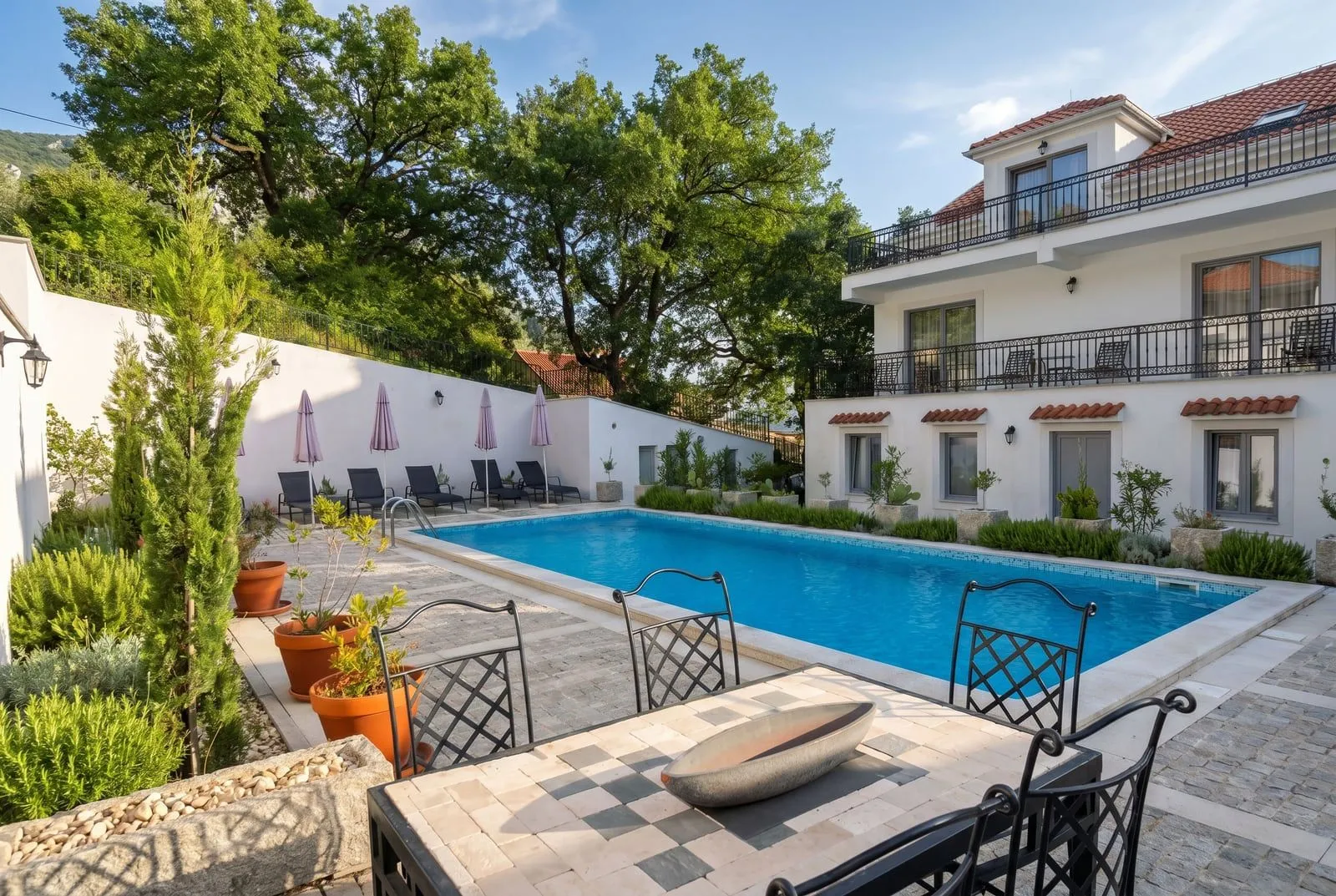 Prodaja, četvorosoban stan, 112m², Risan, Kotor