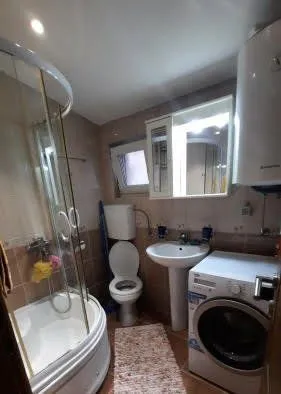 Izdavanje, dvosoban stan, 55m², Preko Morače, Podgorica