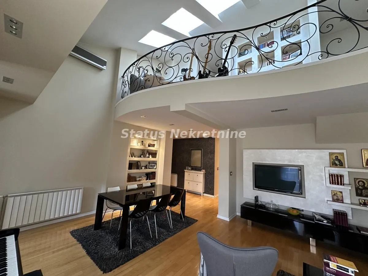 Prodaja, četvorosoban stan, 134m², Grbavica, Novi Sad Sve Podlokacije