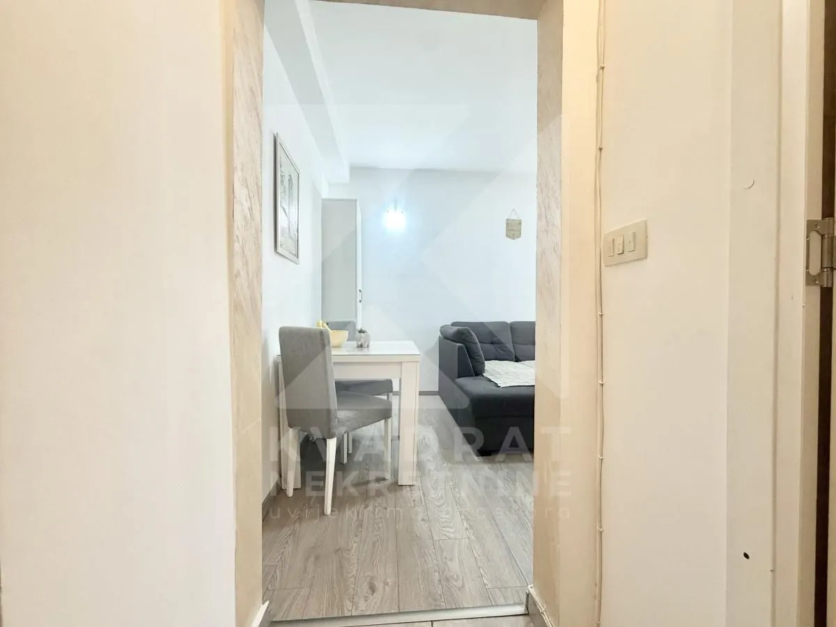 Prodaja, garsonjera, 27m², Stara Varoš, Podgorica