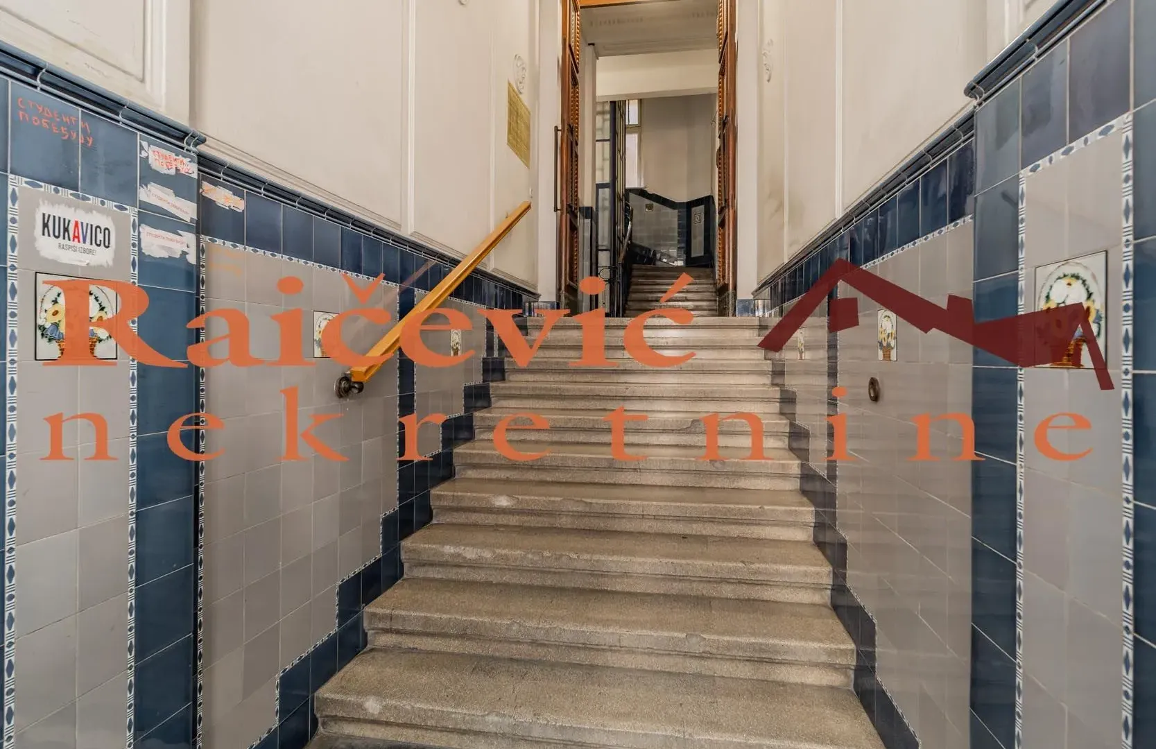 Sale, four bedroom apartment, 82m², Stari Grad, Beograd