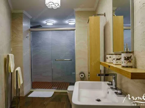 Prodaja, kuća, 1034m², Budva, Crna Gora - image 35