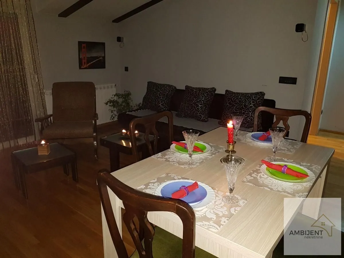 Rent, three bedroom apartment, 73m², Crveni Krst, Beograd