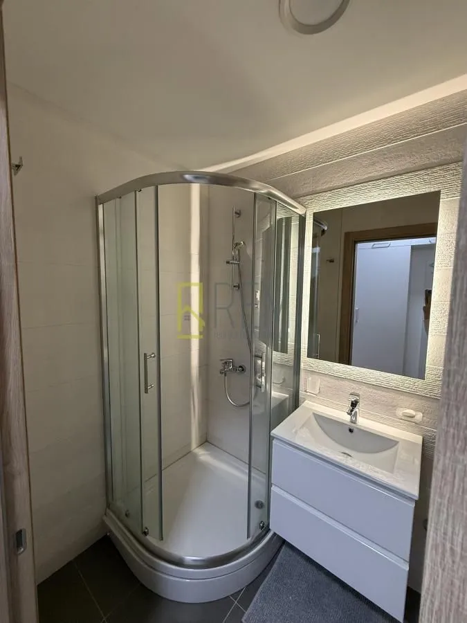 Prodaja, garsonjera, 25m², Master Kvart, Podgorica