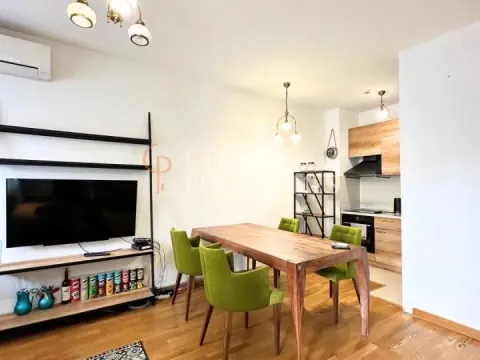 Izdavanje, stan, 52m², City Kvart, Podgorica - image 4