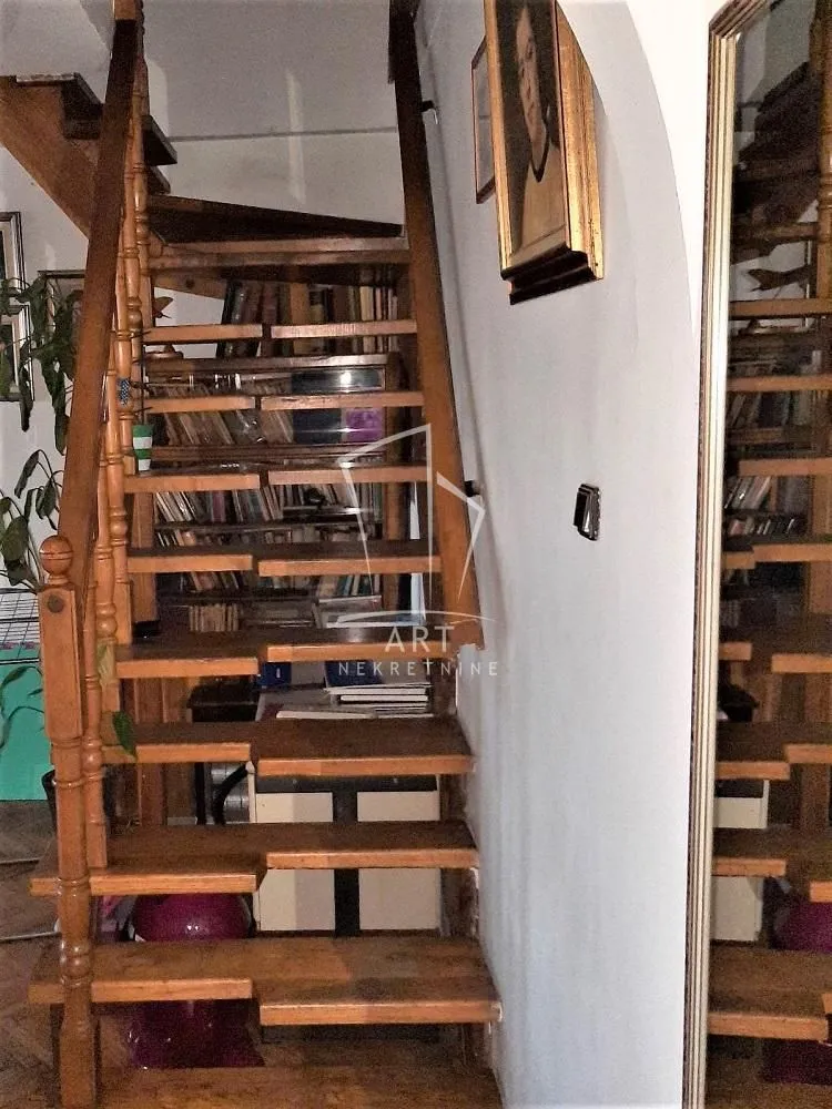 Sale, four bedroom apartment, 105m², Medaković Sve Podlokacije, Beograd