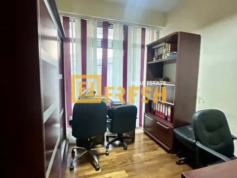 Rent, office space, 65m², Pobrežje, Podgorica - image 4