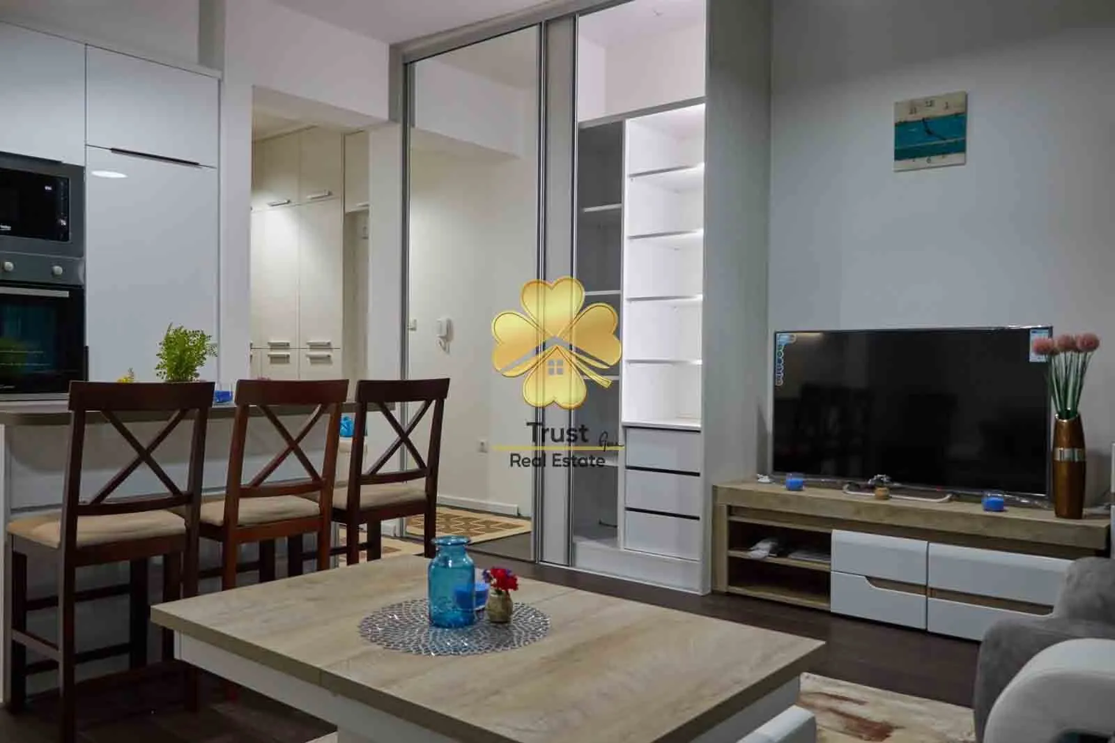 Rent, studio apartment, 35m², Momišići, Podgorica