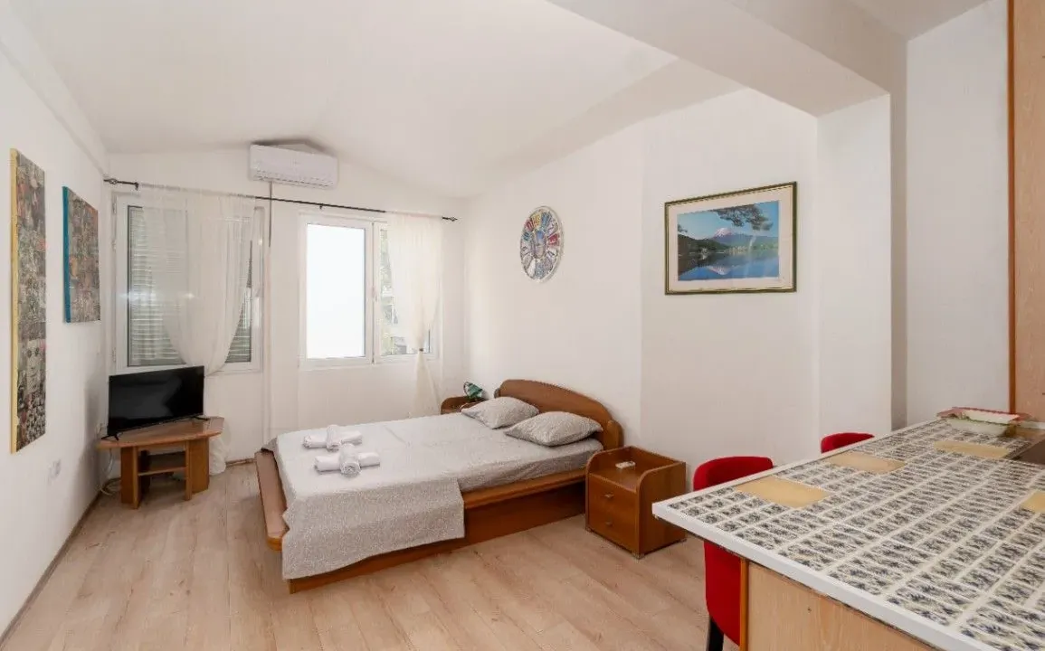 Rent, studio apartment, 35m², Centar, Podgorica