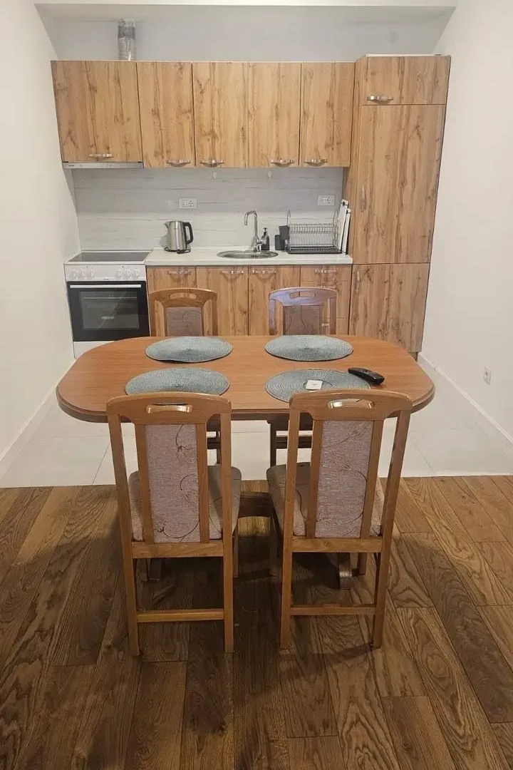 Prodaja, jednosoban stan, 64m², Soho City, Bar