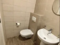 Izdavanje, dvosoban stan, 64m², City Kej, Podgorica - image 3