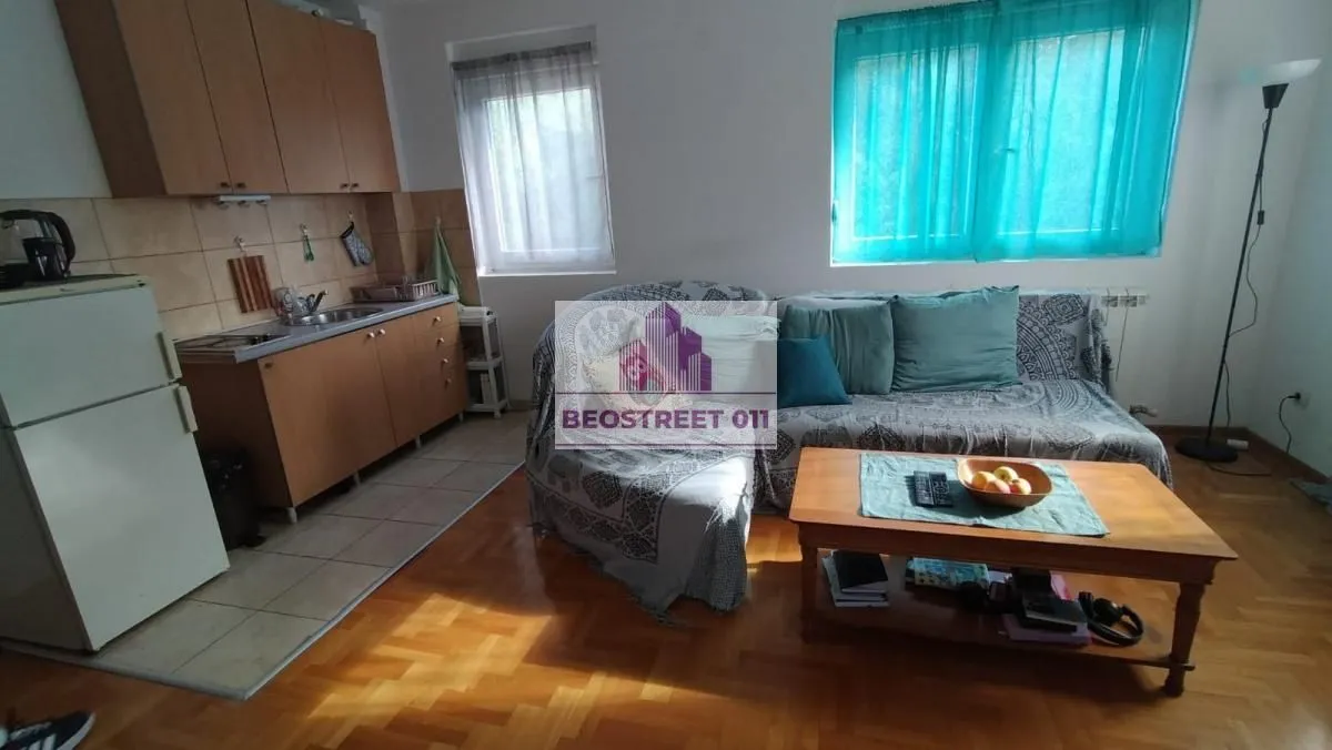 Prodaja, trosoban stan, 63m², Zvezdara Sve Podlokacije, Beograd
