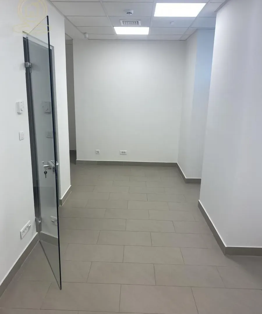 Rent, office space, 300m², Savski Venac, Beograd