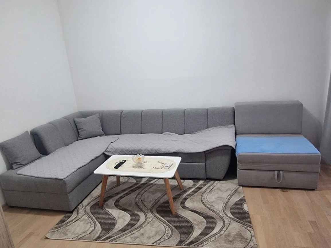 Izdavanje, jednosoban stan, 34m², Pobrežje, Podgorica