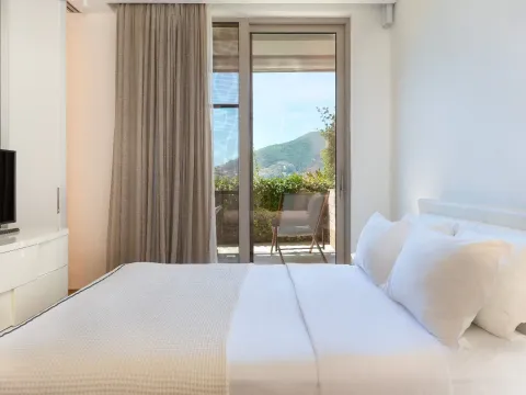 Prodaja, jednosoban stan, 97m², Budva, Crna Gora - image 16
