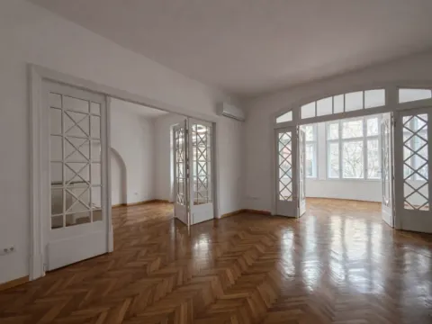 Rent, three bedroom apartment, 120m², Kalenić Pijaca, Vračar Sve Podlokacije - image 2