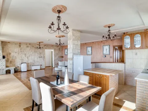 Sale, house, 388m², Petrovac, Budva - image 7