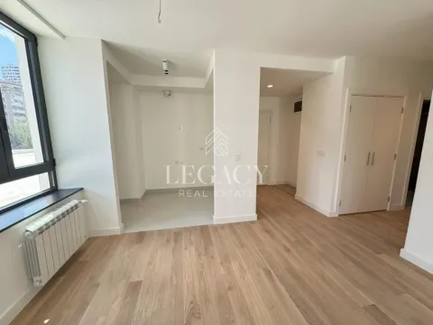 Izdavanje, trosoban stan, 78m², Savski Venac, Beograd - image 3