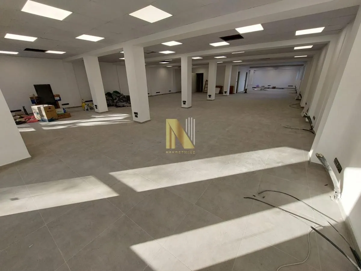 Rent, office space, 268m², Bulevar Oslobodjenja, Novi Sad Sve Podlokacije