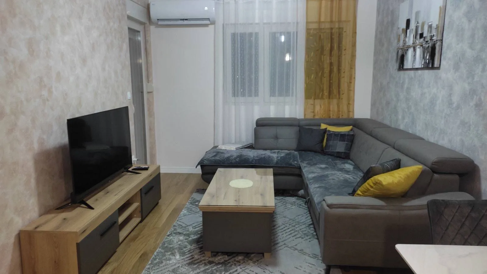 Rent, one bedroom apartment, 59m², Central Point, Podgorica