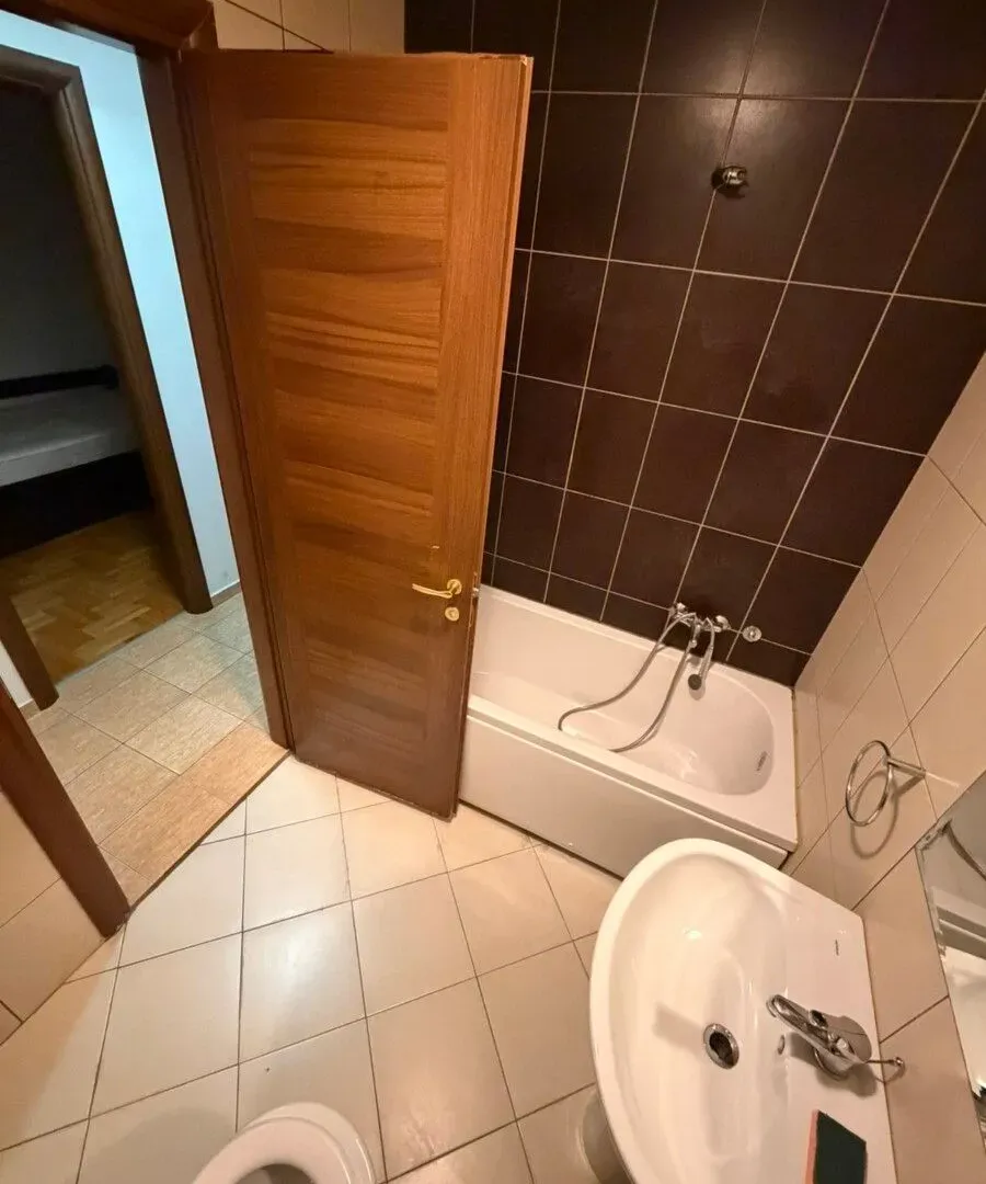 Rent, two bedroom apartment, 80m², City Kvart, Podgorica