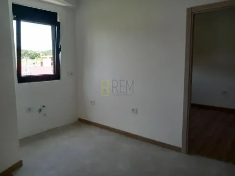 Prodaja, stan, 49m², Ulcinj, Crna Gora - image 7