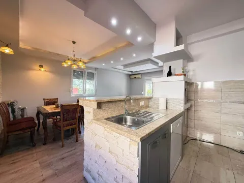 Izdavanje, ugostiteljski objekat, 110m², Golubovci, Podgorica - image 2