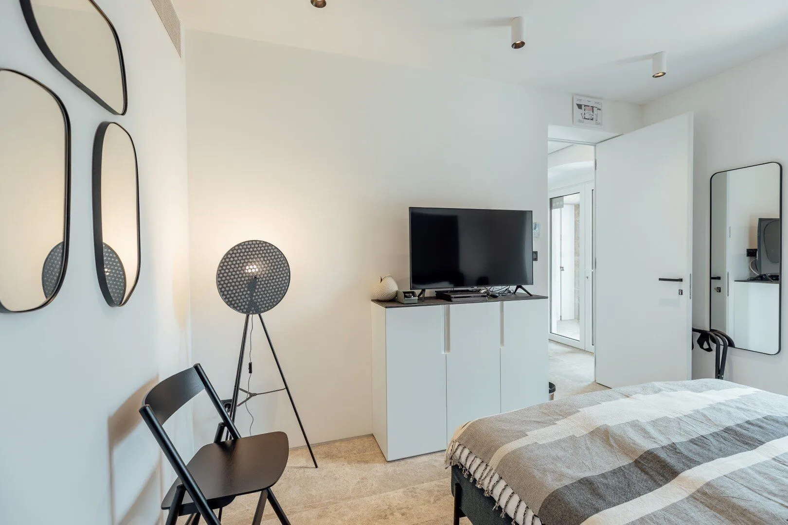 Rent, house, 170m², Donja Lastva, Tivat