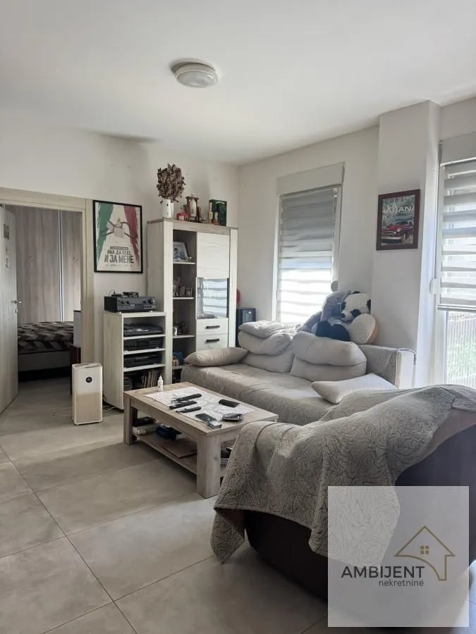 Prodaja, trosoban stan, 71m², Stari Banovci, Stara Pazova