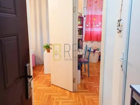 Prodaja, garsonjera, 33m², Podgorica, Crna Gora - image 3