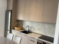 Izdavanje, dvosoban stan, 650m2, Stari Aerodrom, Podgorica