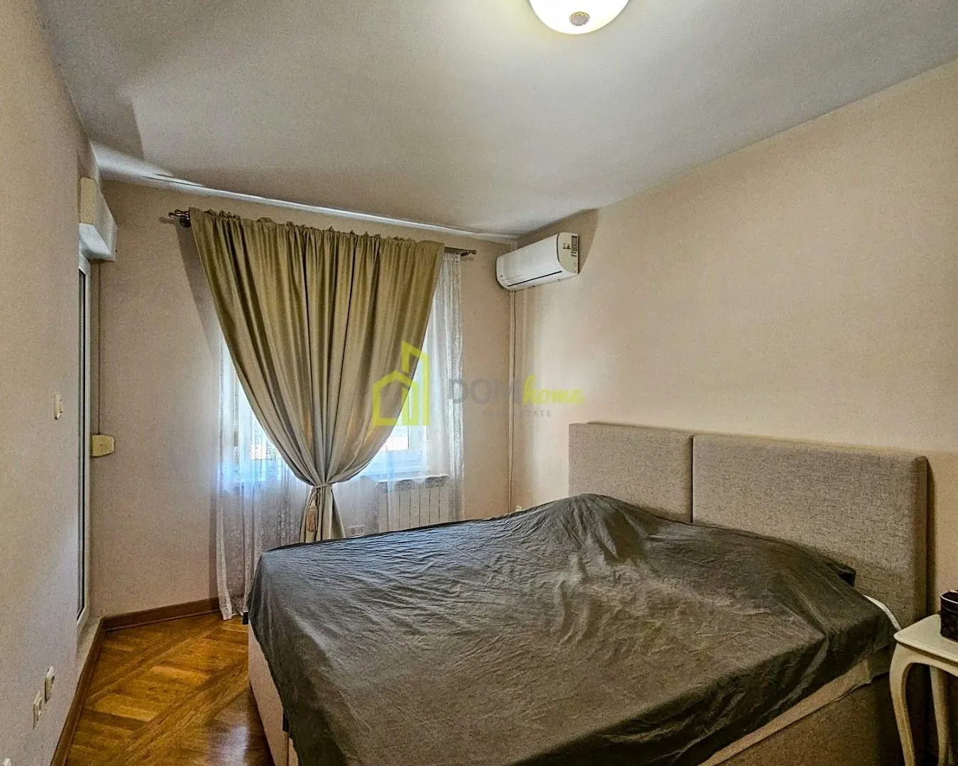 Izdavanje, trosoban stan, 130m², Preko Morače, Podgorica