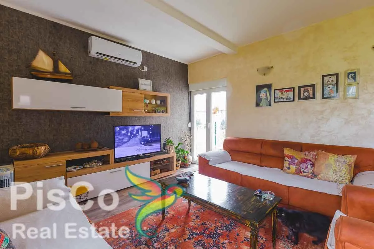 Prodaja, kuća, 170m², Donji Kokoti, Podgorica