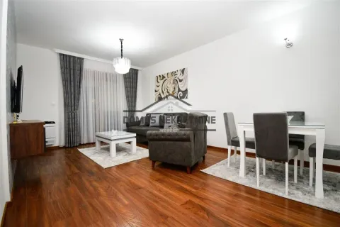 Izdavanje, dvosoban stan, 70m², Master Kvart, Podgorica - image 5