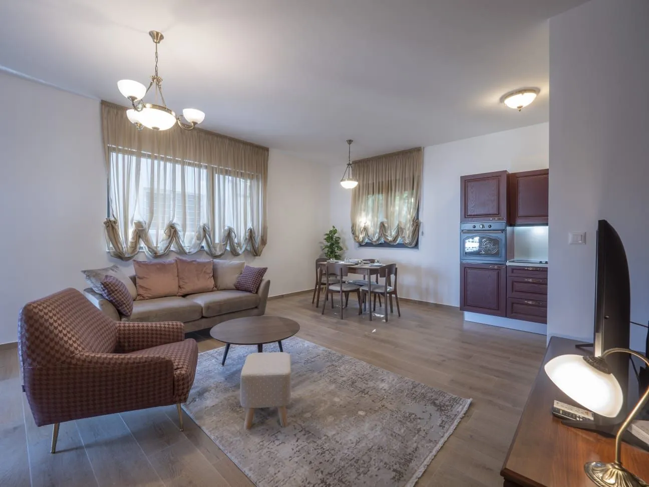 Rent, two bedroom apartment, 80m², Centar, Budva