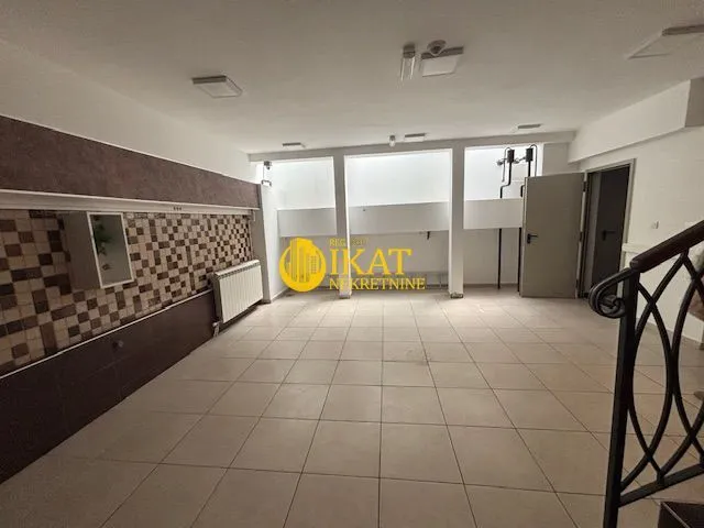 Sale, office space, 42m², Kalenić Pijaca, Vračar Sve Podlokacije
