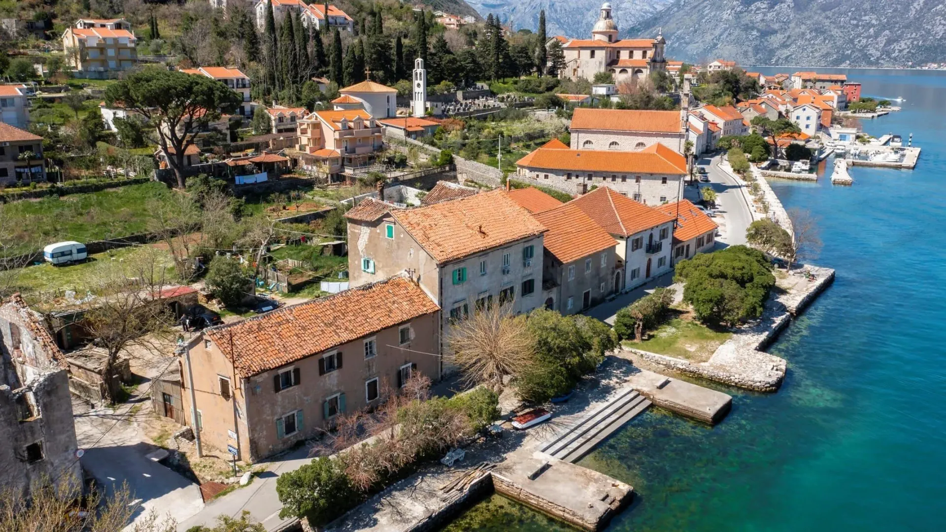 Prodaja, kuća, 2490m², Kotor, Crna Gora