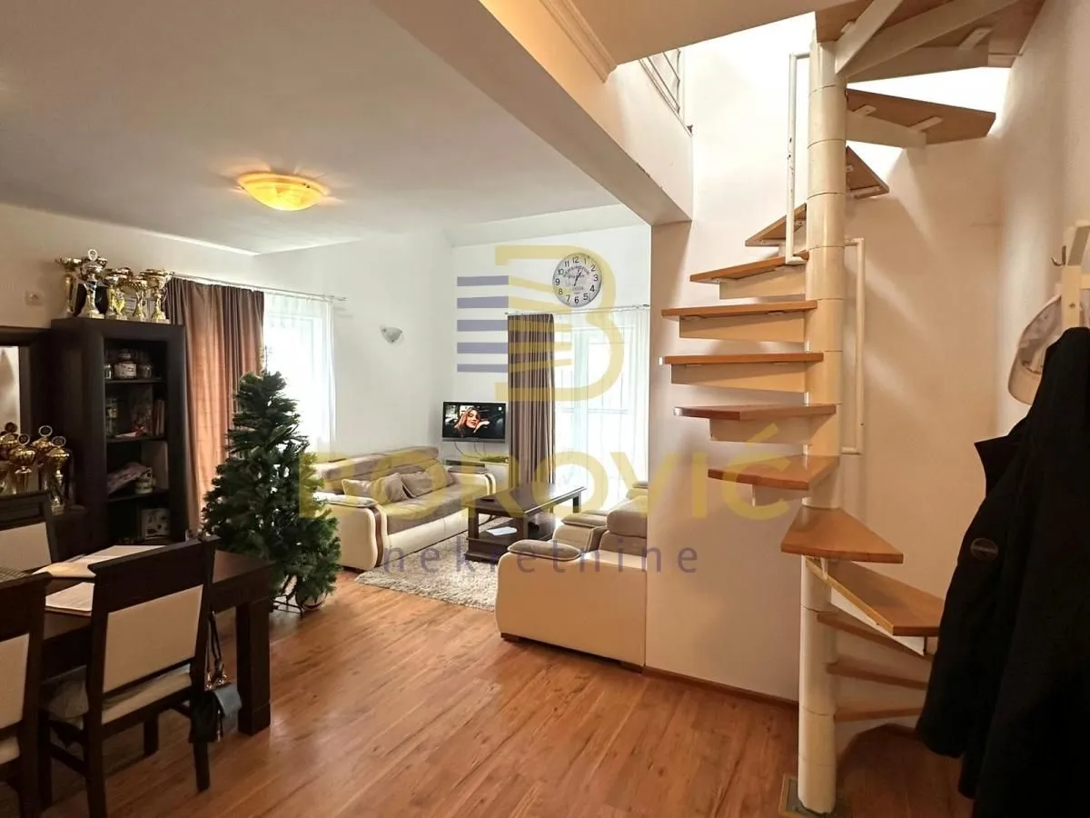 Sale, two bedroom apartment, 84m², Labudovo Brdo, Beograd